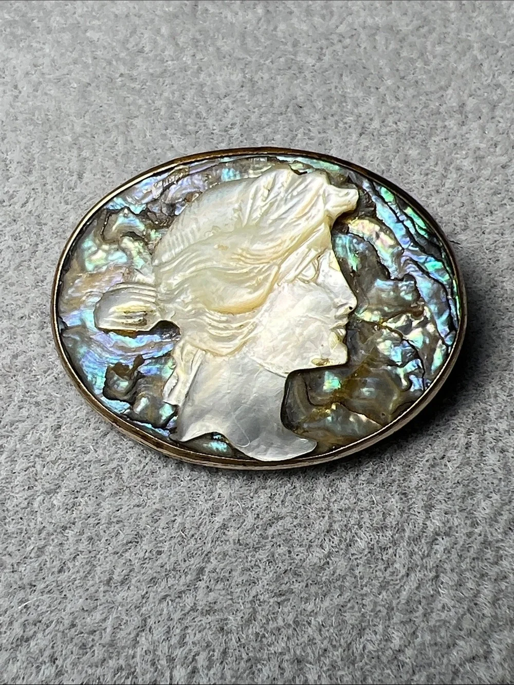 10K Solid Gold Cameo Abalone & Mother of Pearl Brooch